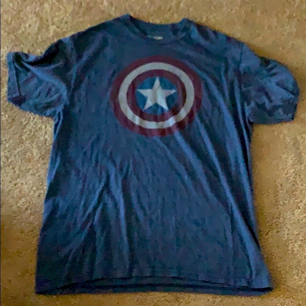 Marvel Tee Size Large Pre Owned